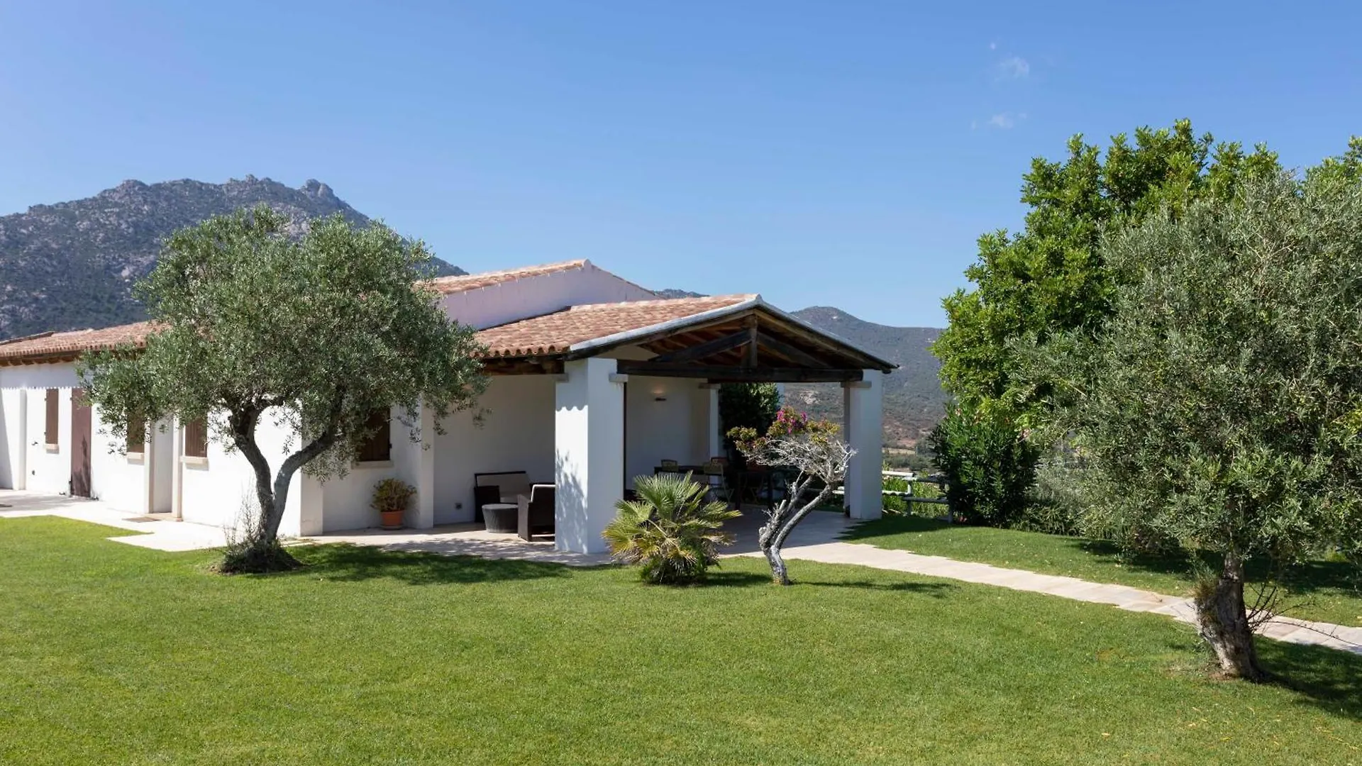 Villa Alba Esclusiva Villa Con Piscina A Sfioro E Vista Mozzafiato Sul Mare Cugnana