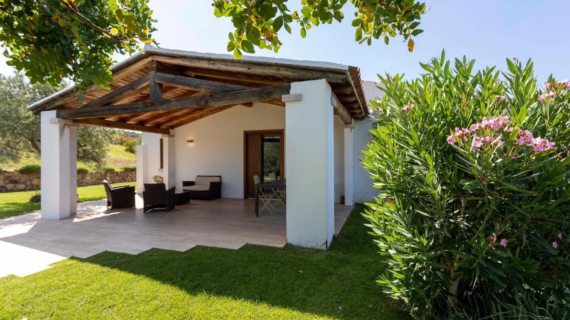 Villa Alba Esclusiva Villa Con Piscina A Sfioro E Vista Mozzafiato Sul Mare Cugnana