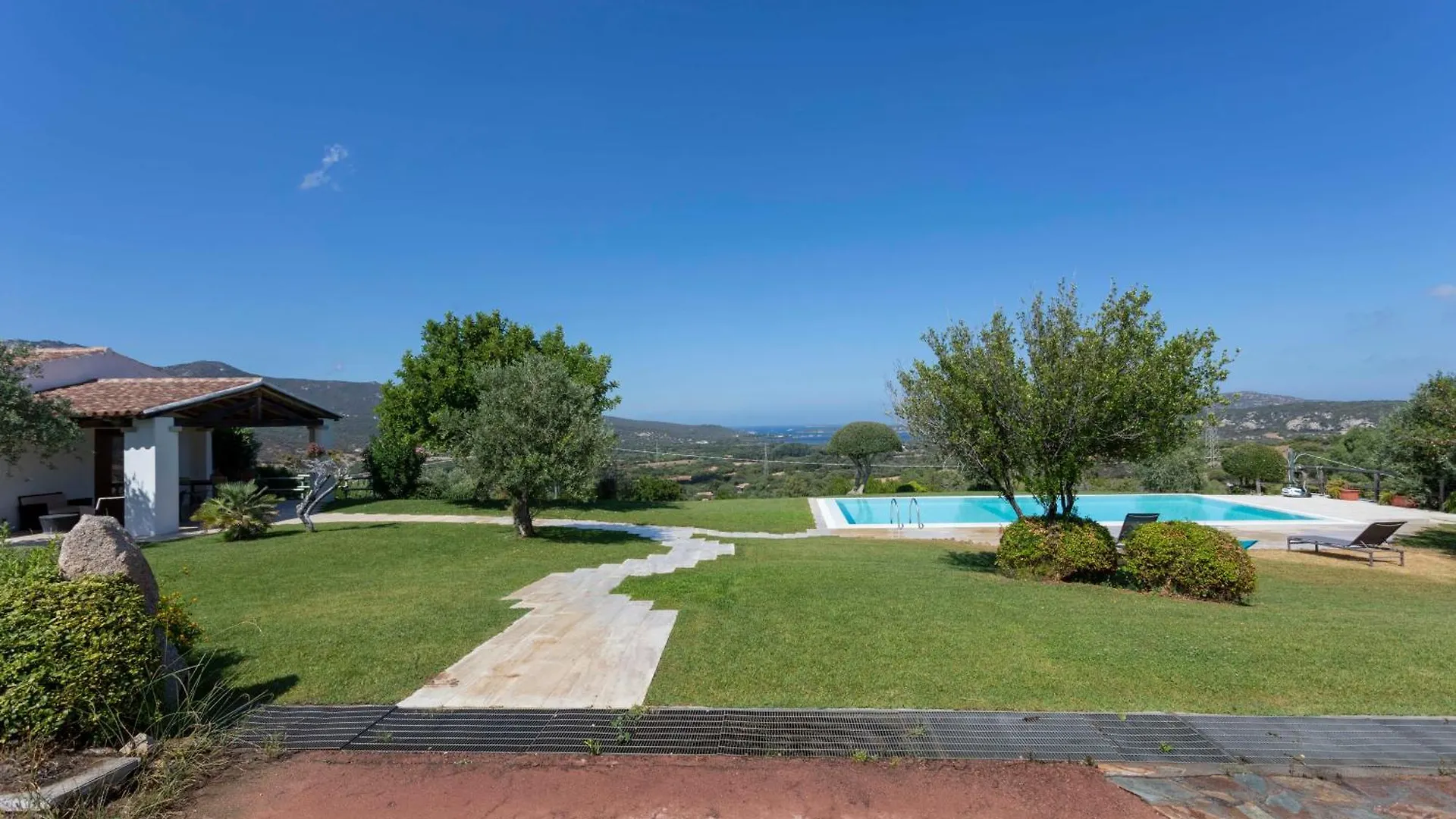 Villa Alba Esclusiva Villa Con Piscina A Sfioro E Vista Mozzafiato Sul Mare Cugnana 0*,  Itálie
