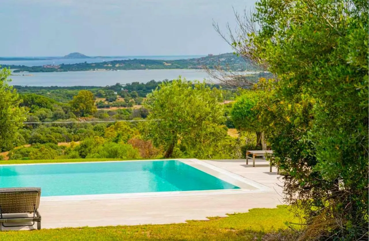 Villa Alba Esclusiva Villa Con Piscina A Sfioro E Vista Mozzafiato Sul Mare Cugnana